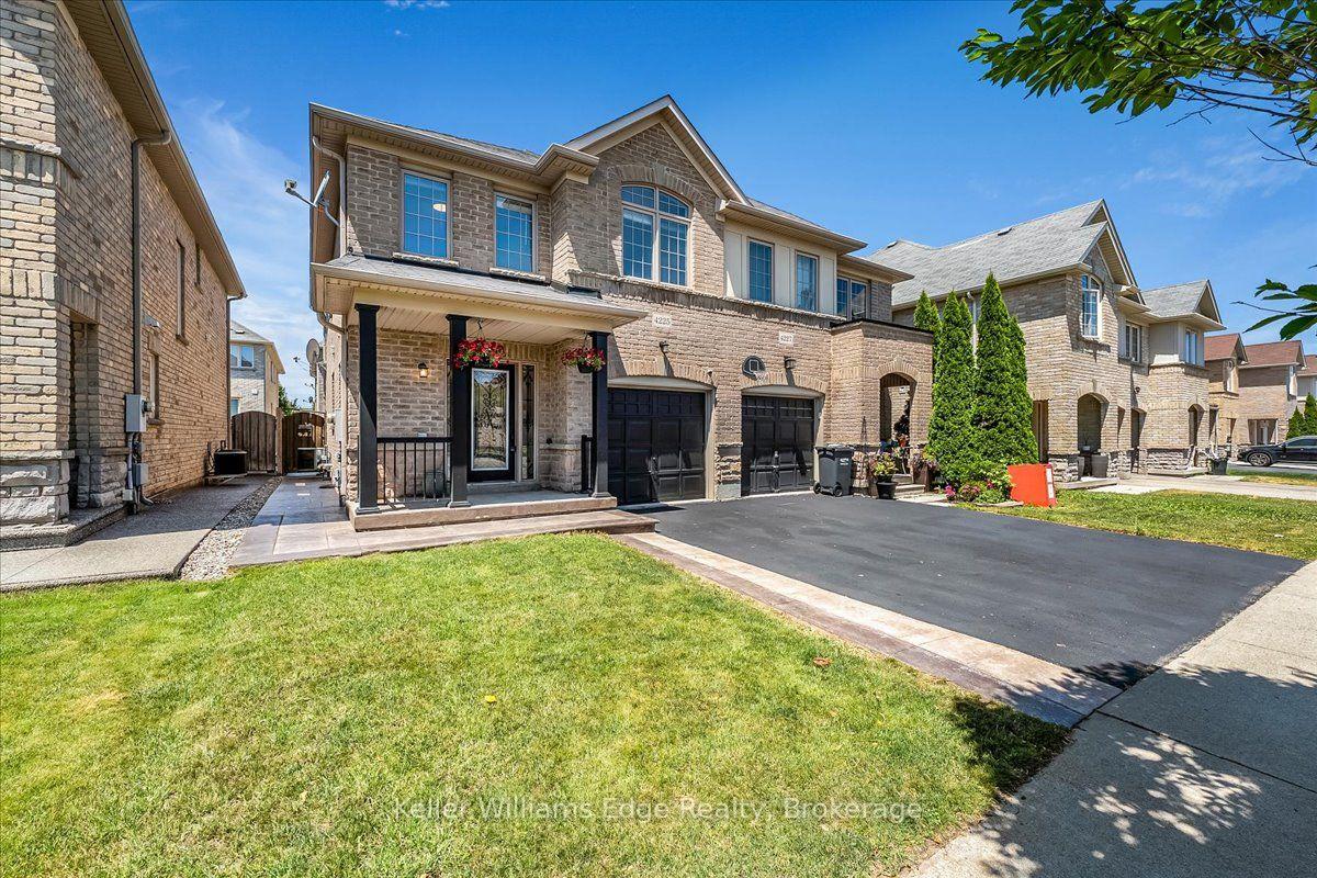 Photo 3 of 4225 Thomas Alton Boulevard, Burlington, Alton — HOMEH