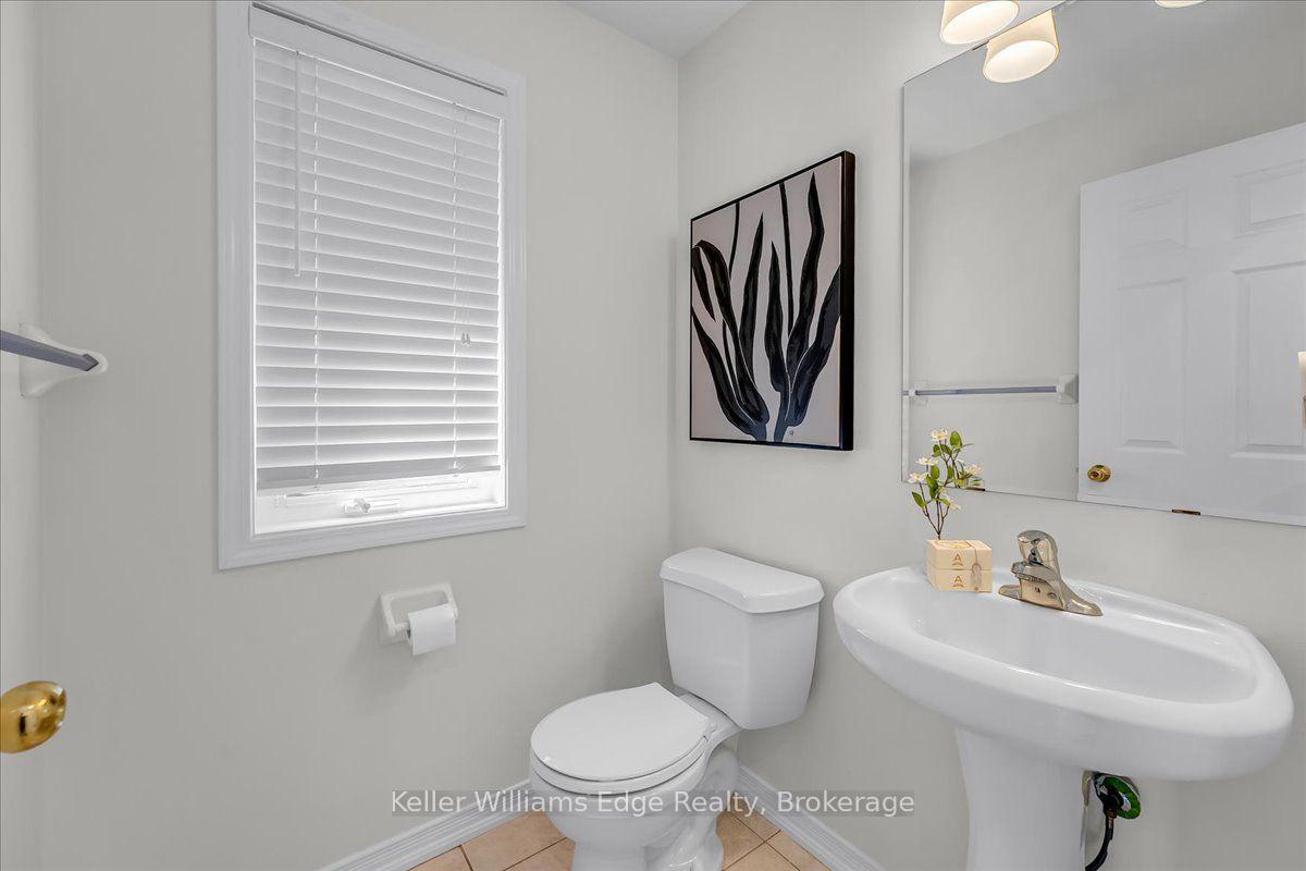 Photo 6 of 4225 Thomas Alton Boulevard, Burlington, Alton — HOMEH