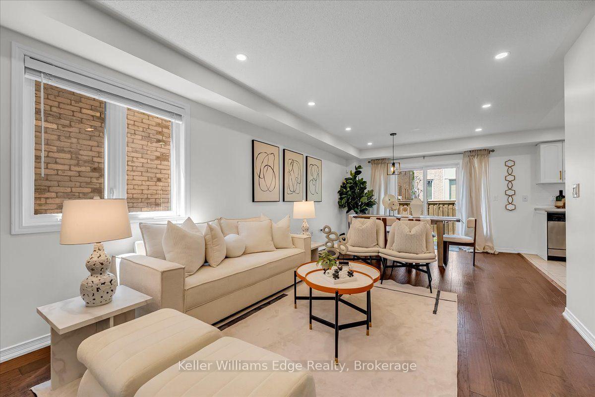 Photo 8 of 4225 Thomas Alton Boulevard, Burlington, Alton — HOMEH