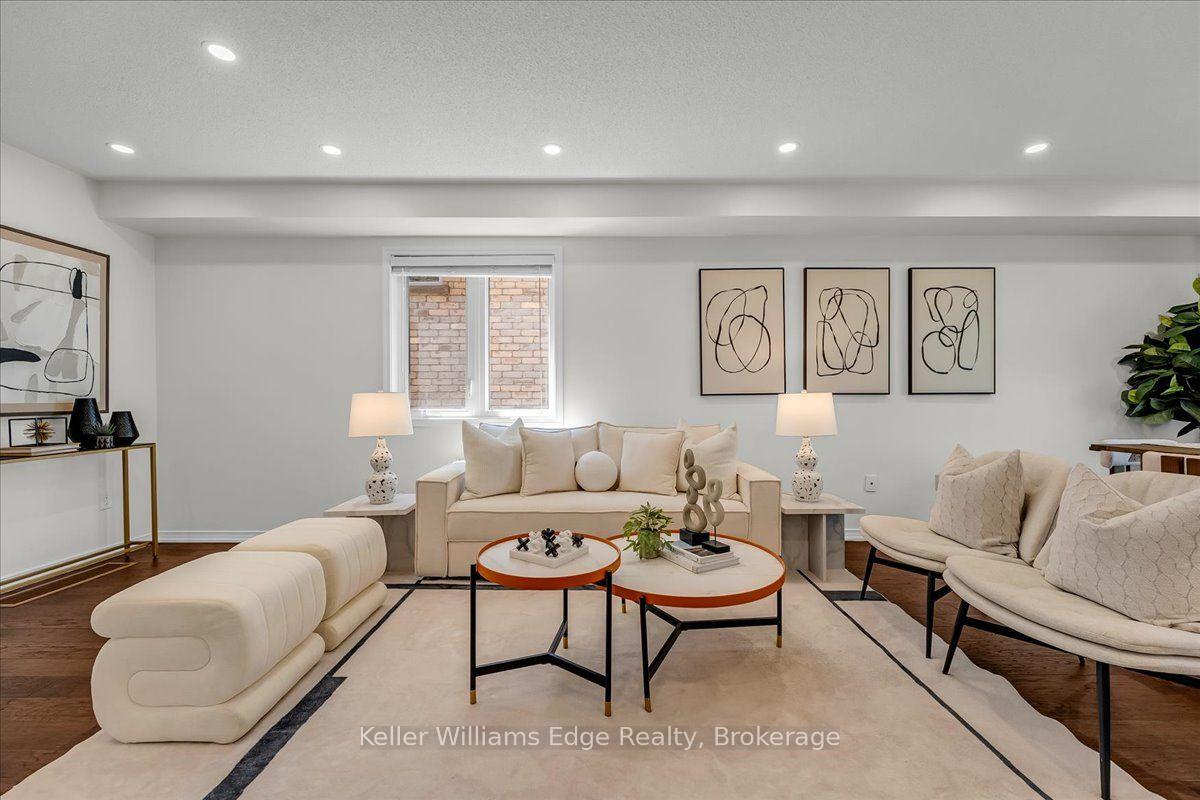 Photo 9 of 4225 Thomas Alton Boulevard, Burlington, Alton — HOMEH