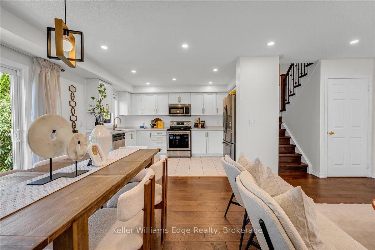 Photo 12 of 4225 Thomas Alton Boulevard, Burlington, Alton — HOMEH