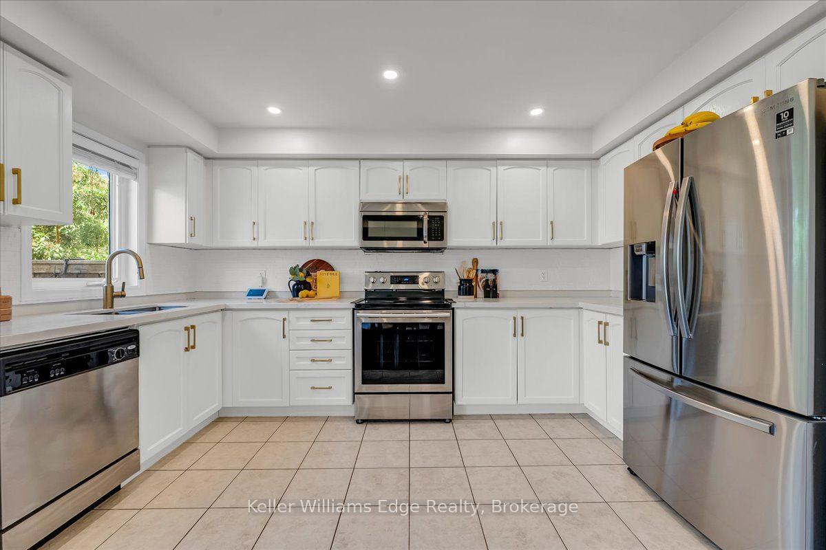 Photo 15 of 4225 Thomas Alton Boulevard, Burlington, Alton — HOMEH