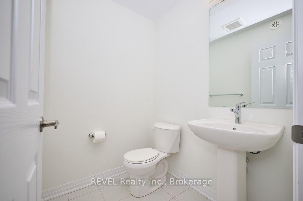 Photo 11 of 68 Feather Road, Welland, Dain City — HOMEH