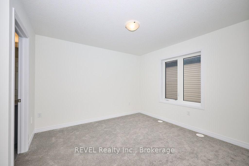 Photo 15 of 68 Feather Road, Welland, Dain City — HOMEH