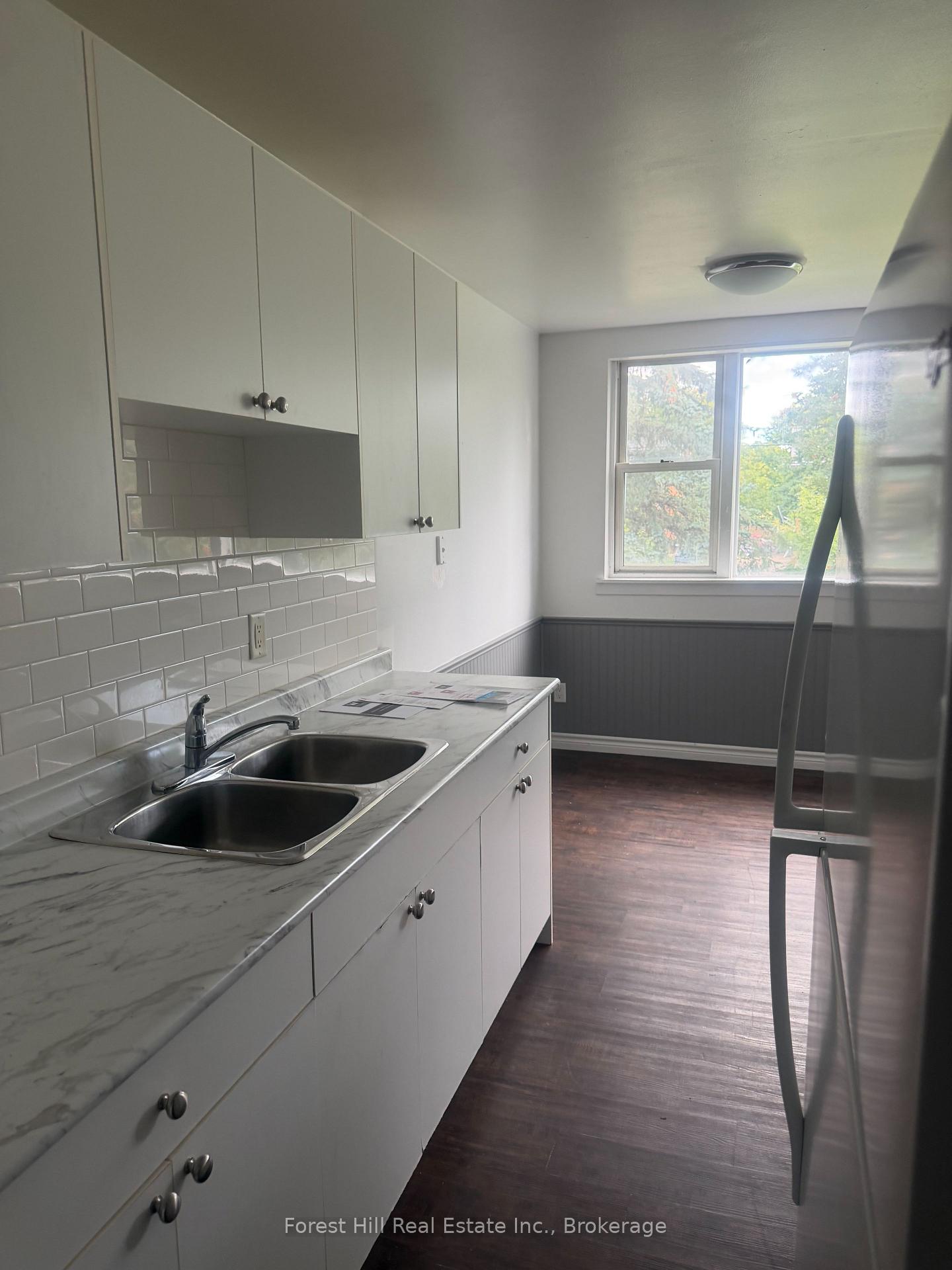 Photo 3 of Unit 201, 176 Eighth Street, Collingwood — HOMEH