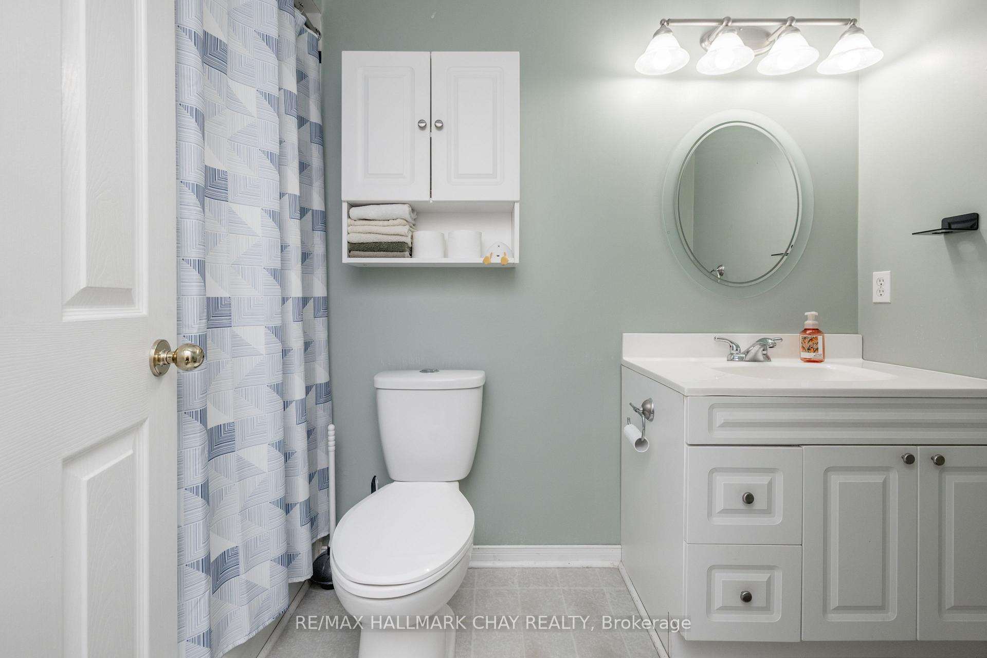Photo 17 of Unit 9, 531 High Street, Orillia — HOMEH