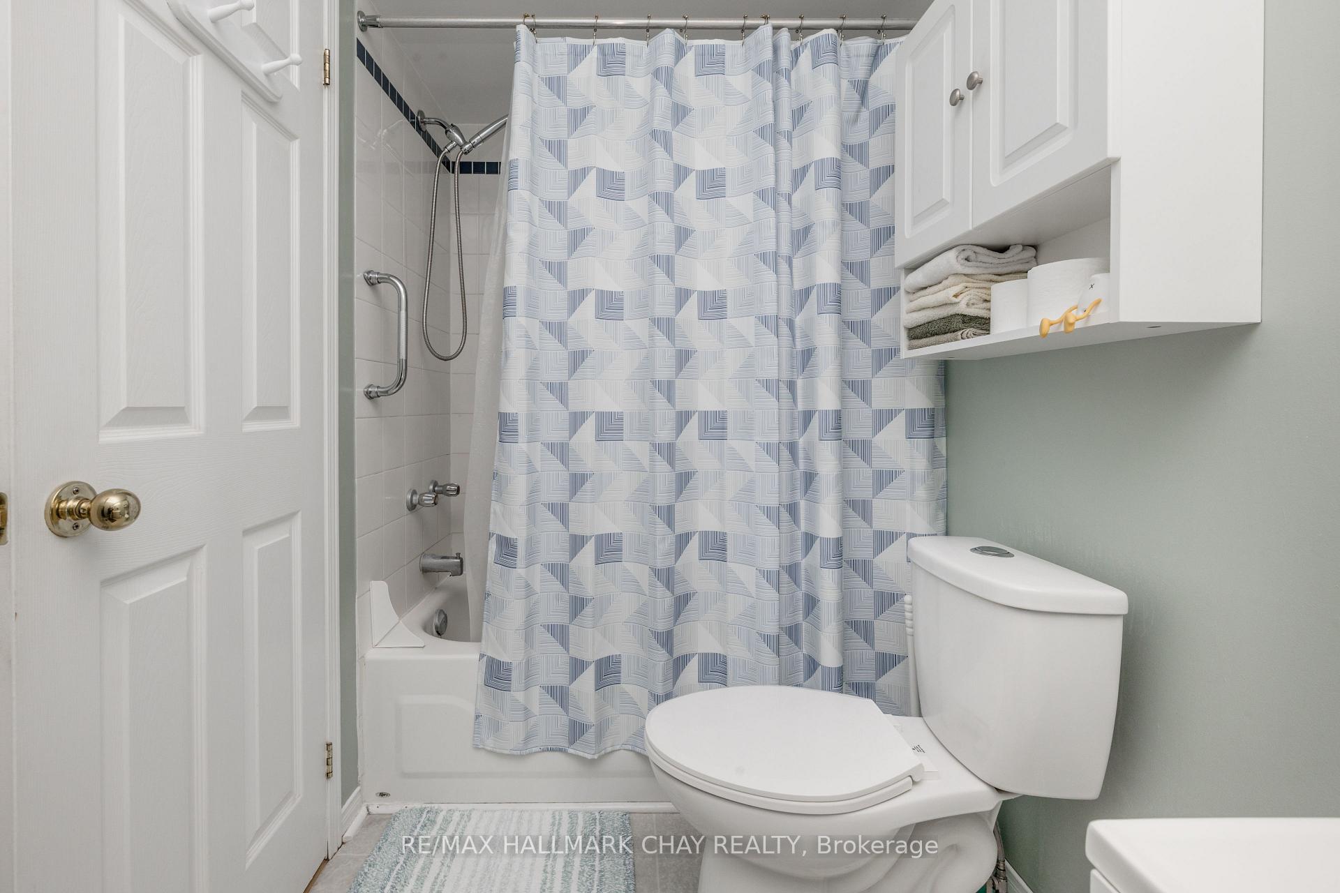 Photo 18 of Unit 9, 531 High Street, Orillia — HOMEH