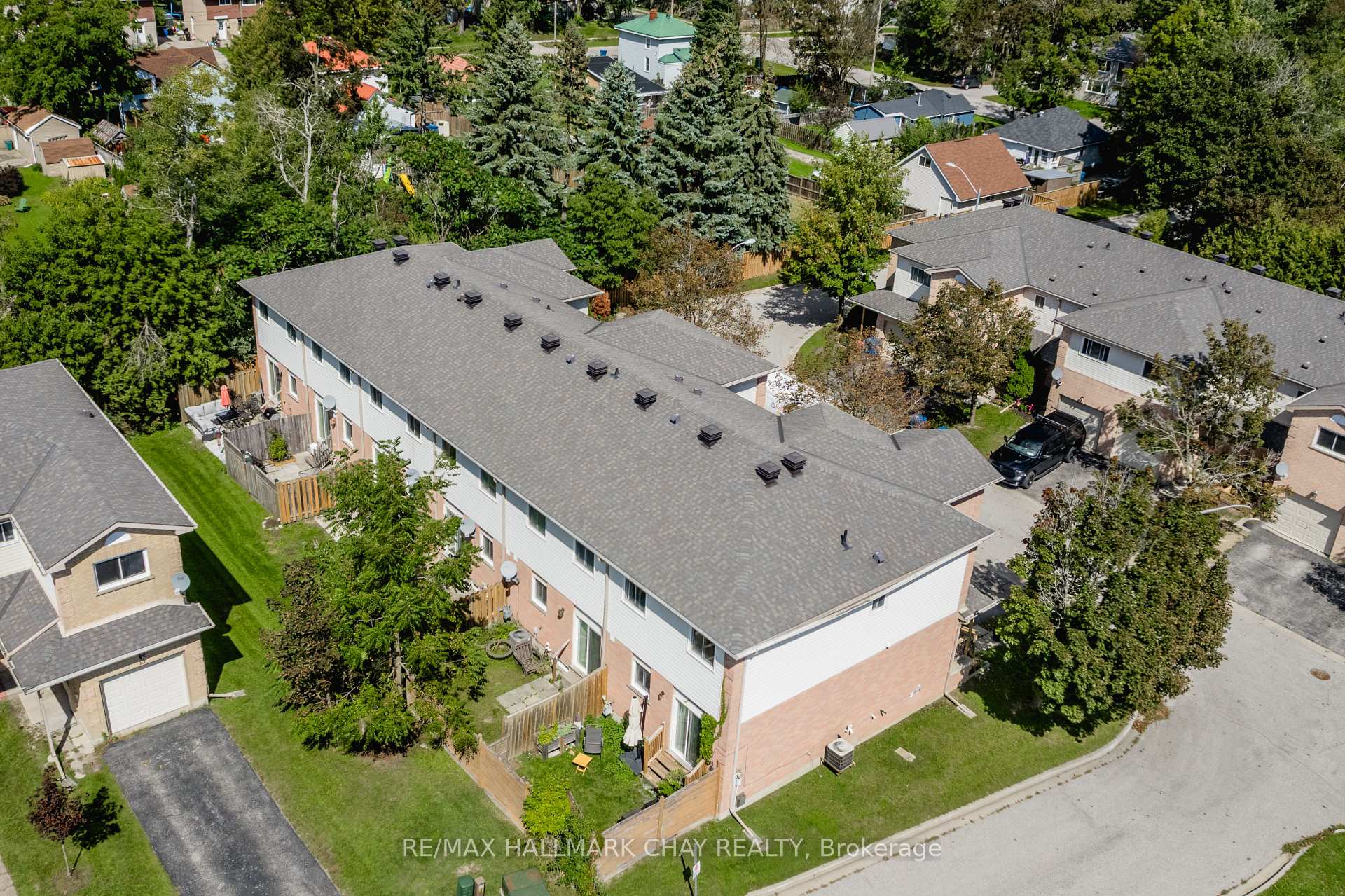 Photo 24 of Unit 9, 531 High Street, Orillia — HOMEH