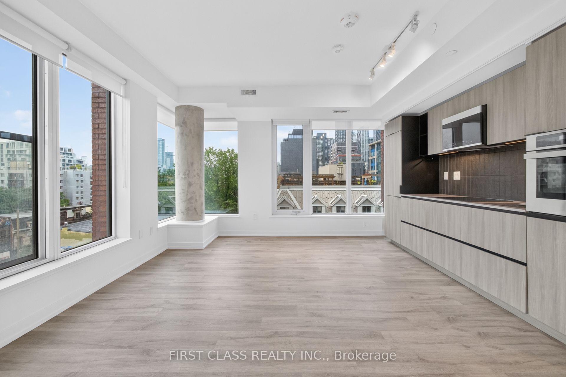 Photo 11 of Unit 702, 2 Augusta Avenue, Toronto, Waterfront Communities — HOMEH