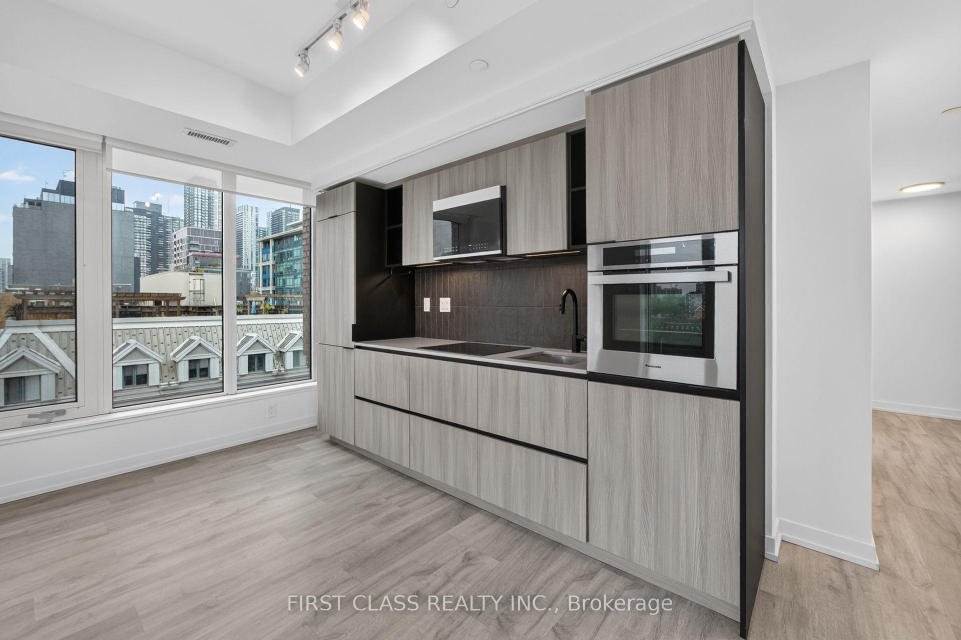 Photo 17 of Unit 702, 2 Augusta Avenue, Toronto, Waterfront Communities — HOMEH