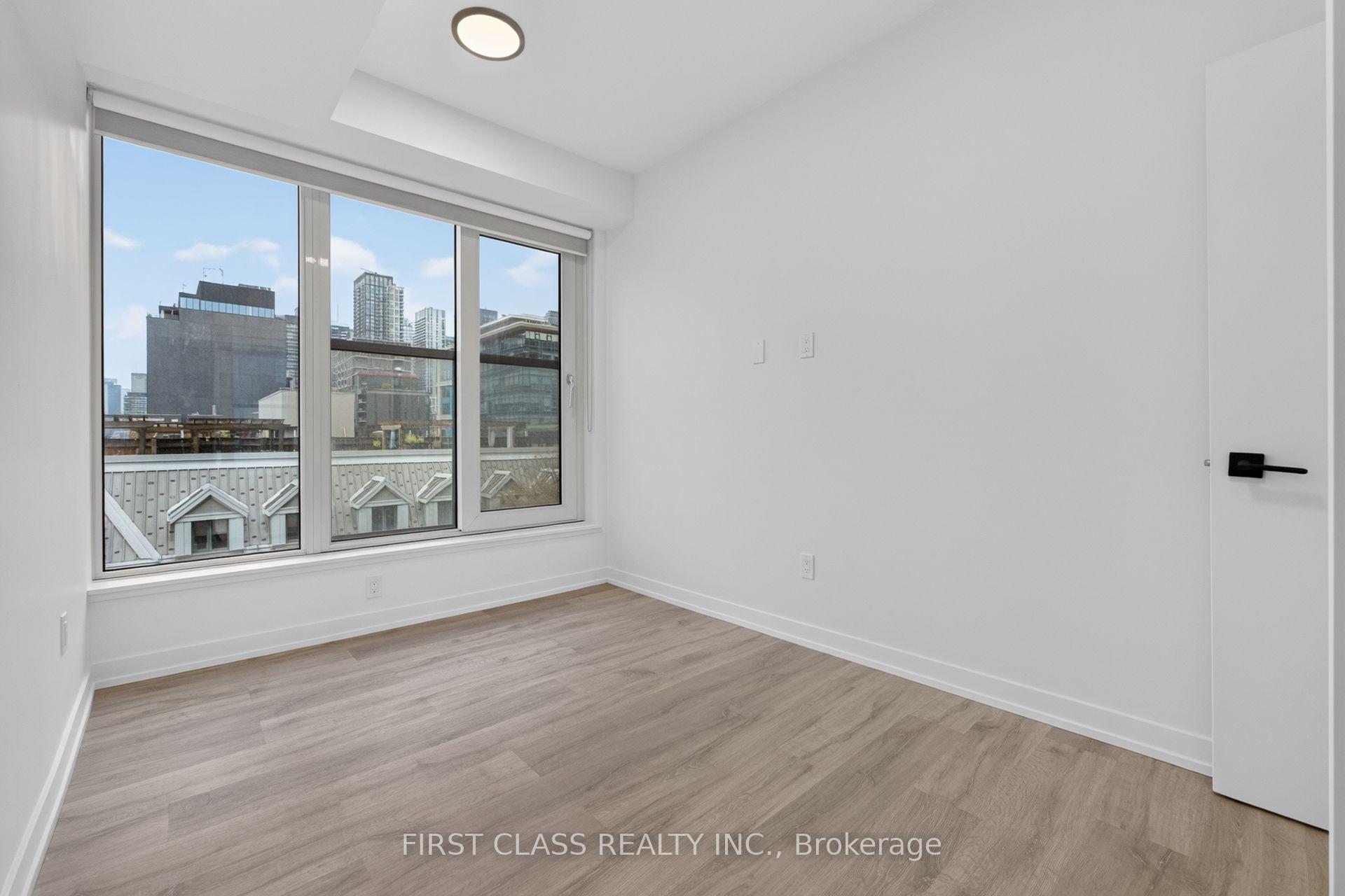 Photo 24 of Unit 702, 2 Augusta Avenue, Toronto, Waterfront Communities — HOMEH