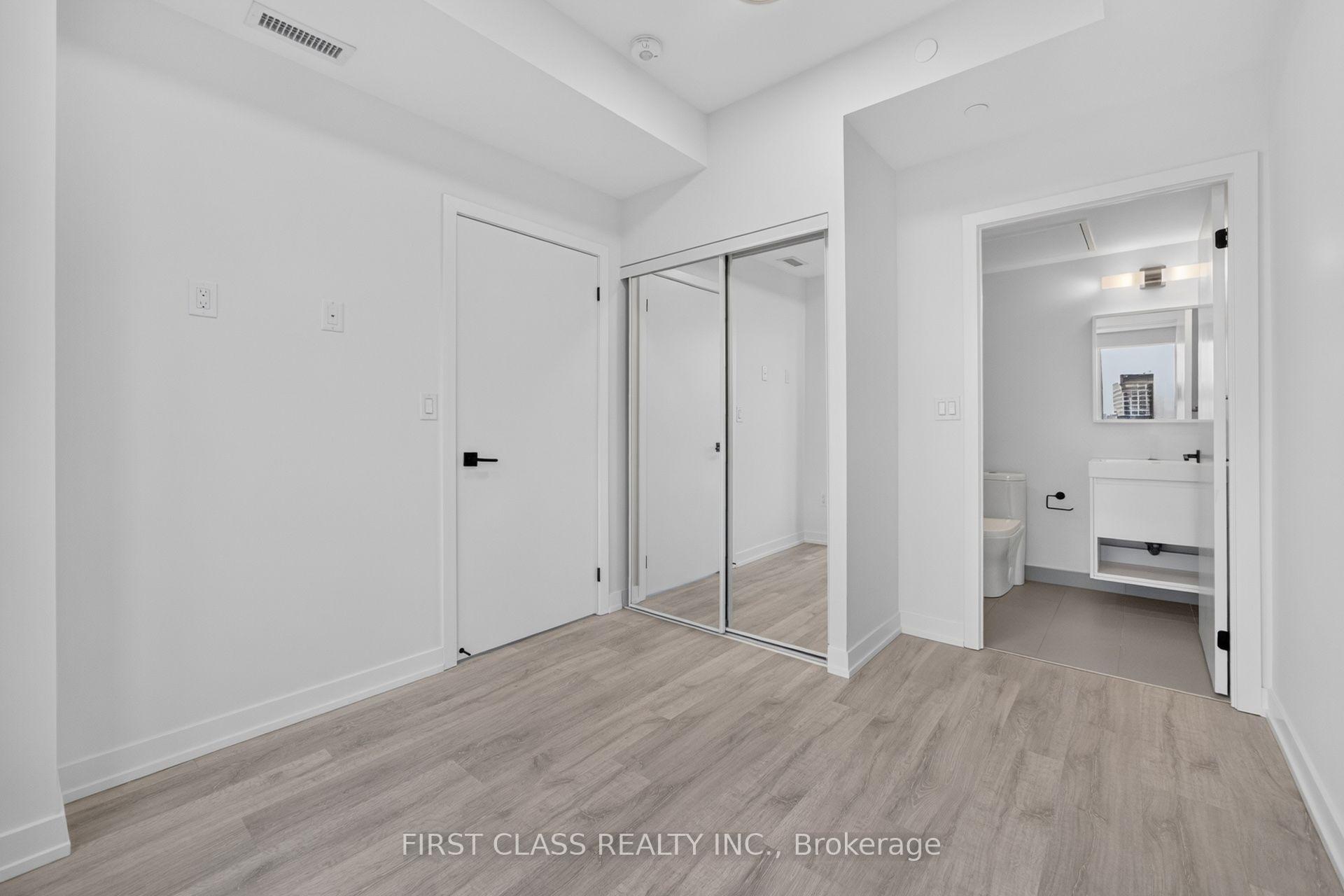 Photo 28 of Unit 702, 2 Augusta Avenue, Toronto, Waterfront Communities — HOMEH
