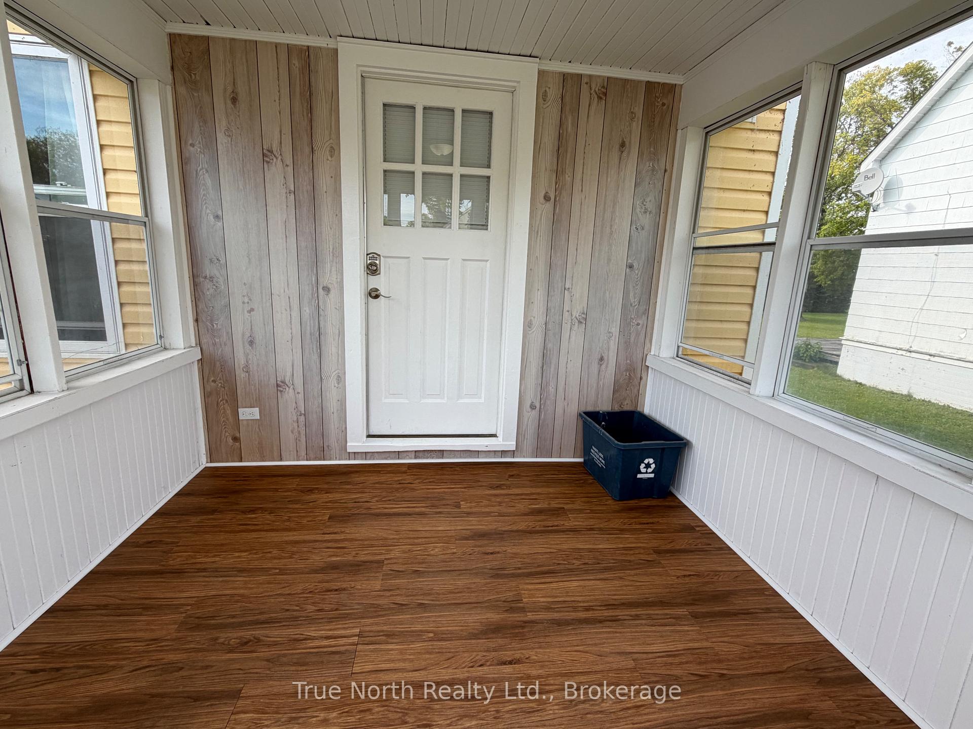 Photo 8 of 35 Devonshire Street, Kapuskasing — HOMEH