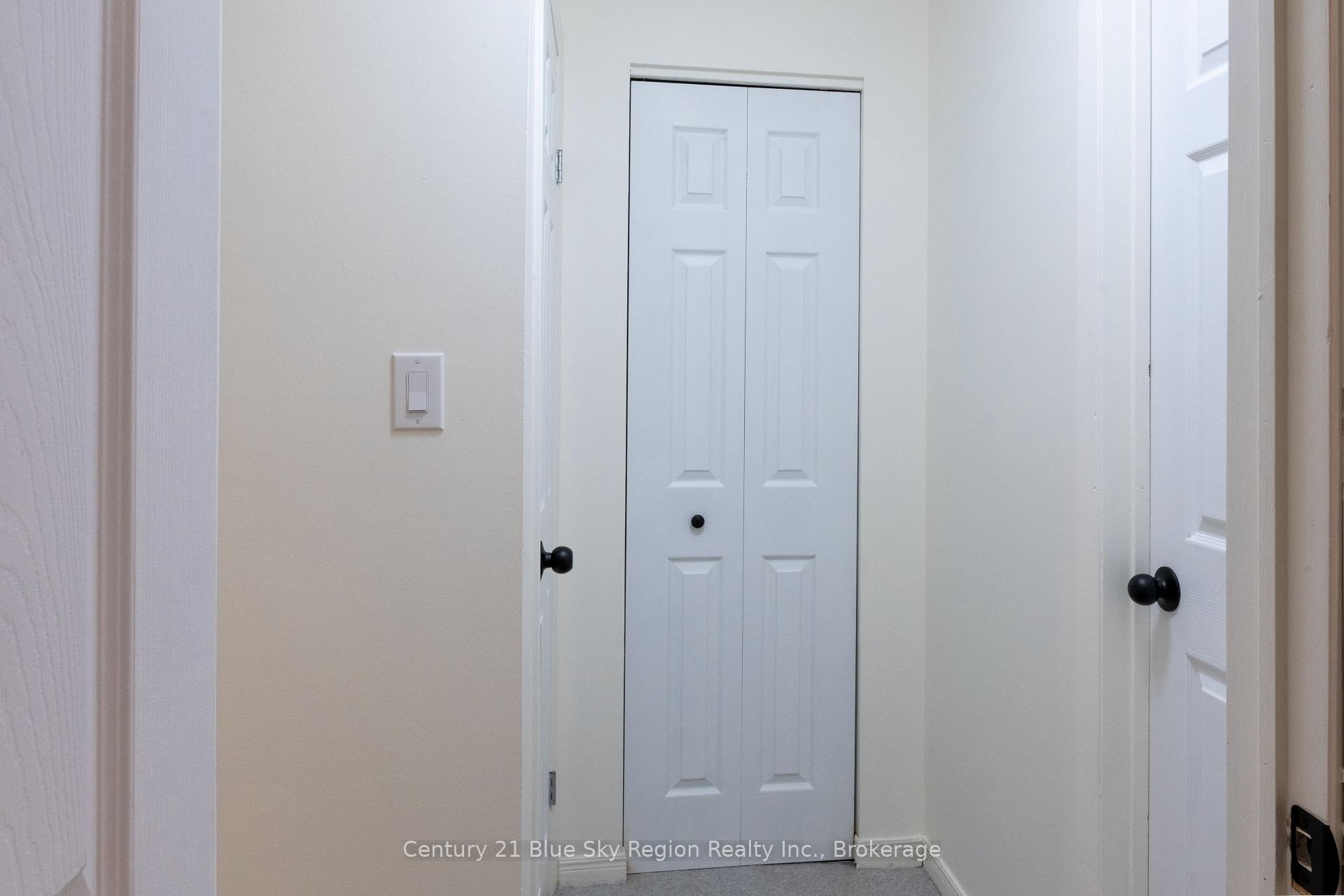 Photo 18 of 102 Lee Avenue, North Bay, Ferris — HOMEH