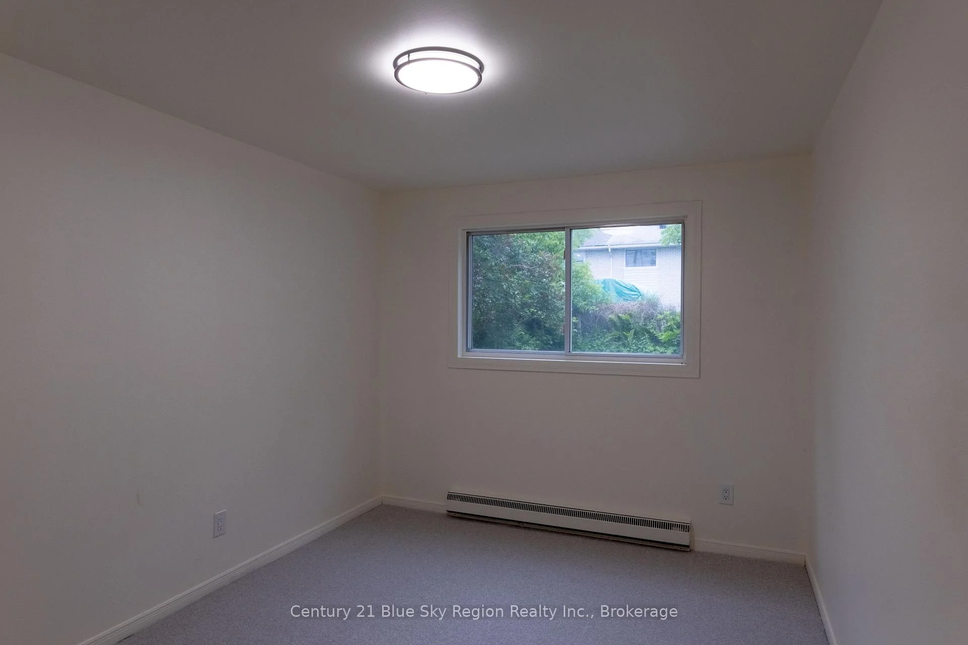 Photo 36 of 102 Lee Avenue, North Bay, Ferris — HOMEH