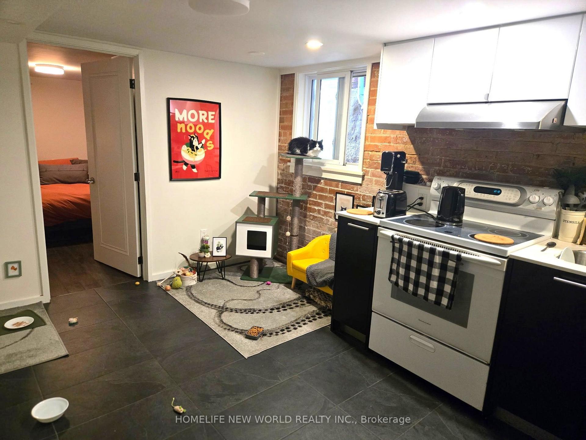 Photo 3 of Unit Lower Level, 202 Hallam Street, Toronto, Dovercourt-Wallace Emerson-Junction — HOMEH