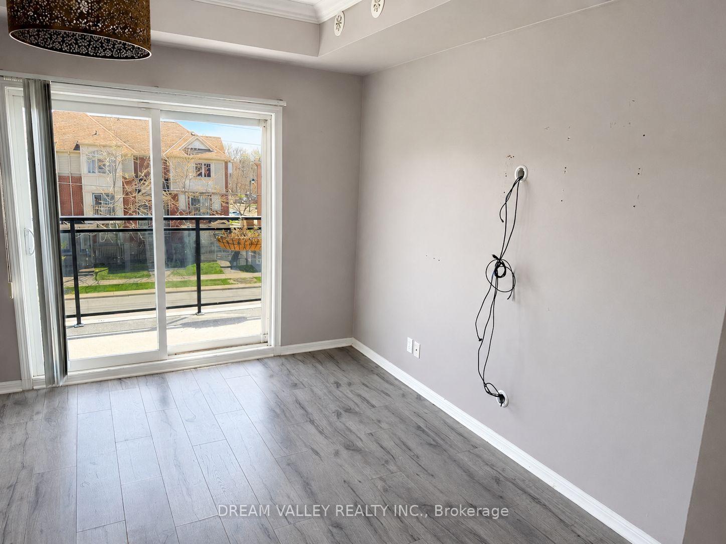 Photo 5 of Unit 310, 3075 Thomas Street, Mississauga, Churchill Meadows — HOMEH