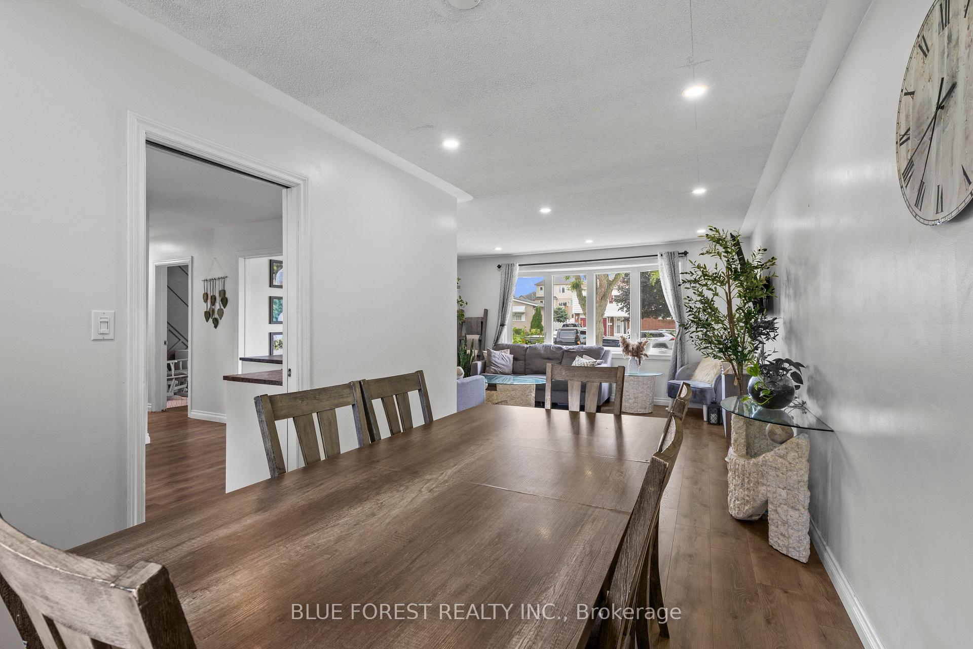 Photo 8 of 42 Dunwich Drive, St. Thomas — HOMEH