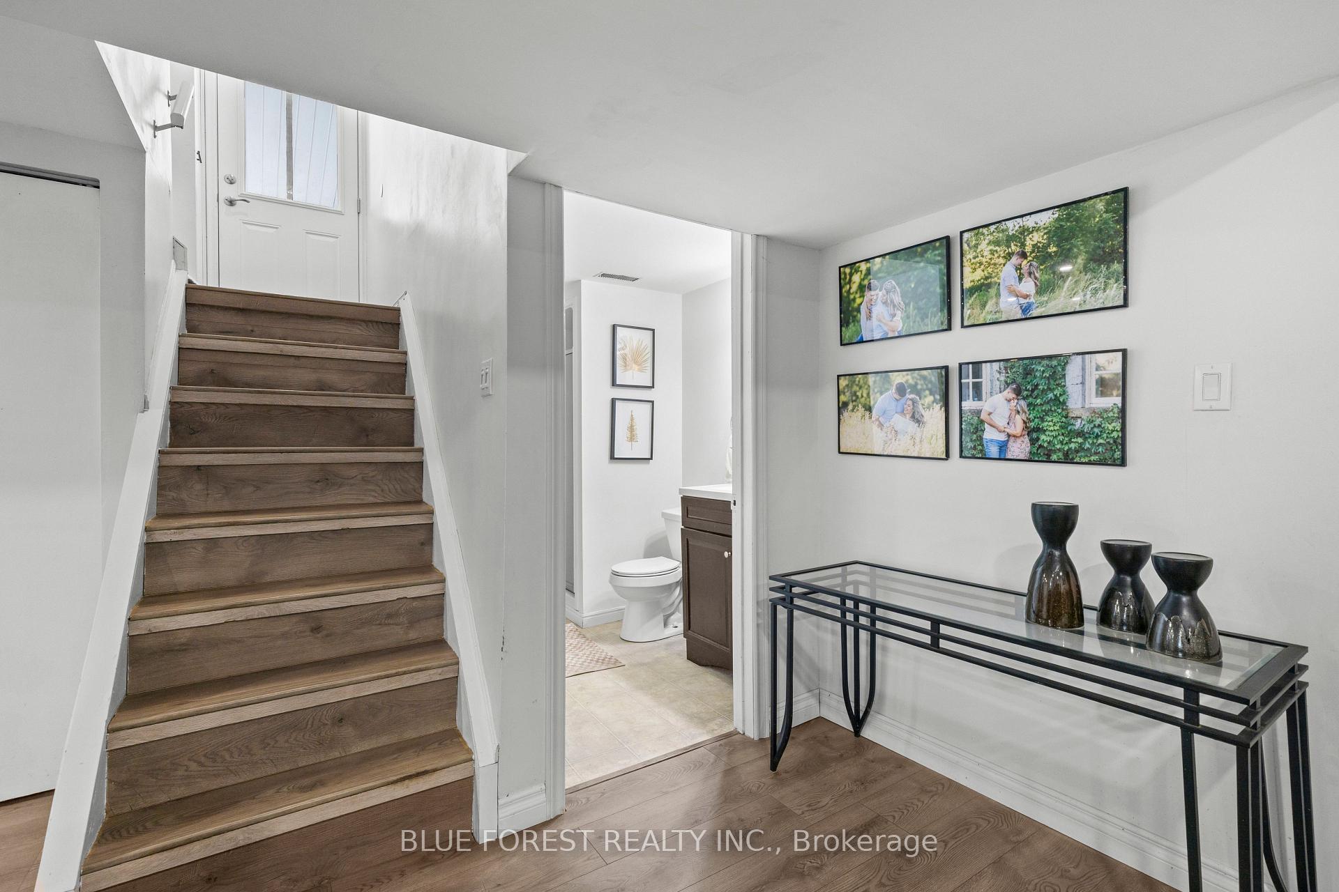 Photo 22 of 42 Dunwich Drive, St. Thomas — HOMEH
