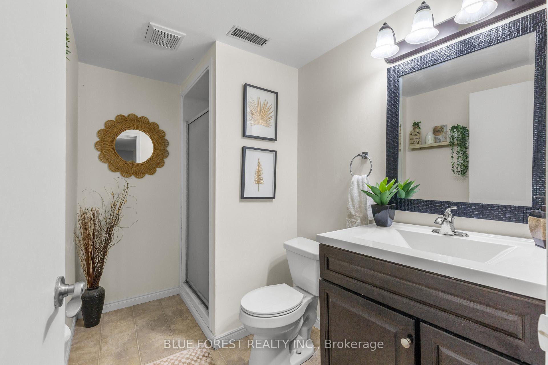 Photo 23 of 42 Dunwich Drive, St. Thomas — HOMEH