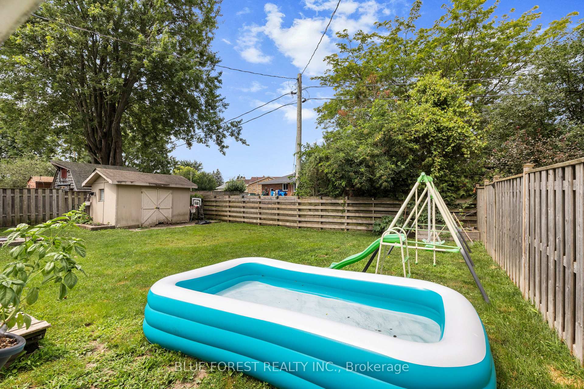 Photo 31 of 42 Dunwich Drive, St. Thomas — HOMEH