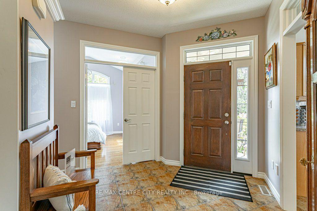 Photo 5 of Unit 37, 100 Southgate Parkway, St. Thomas — HOMEH