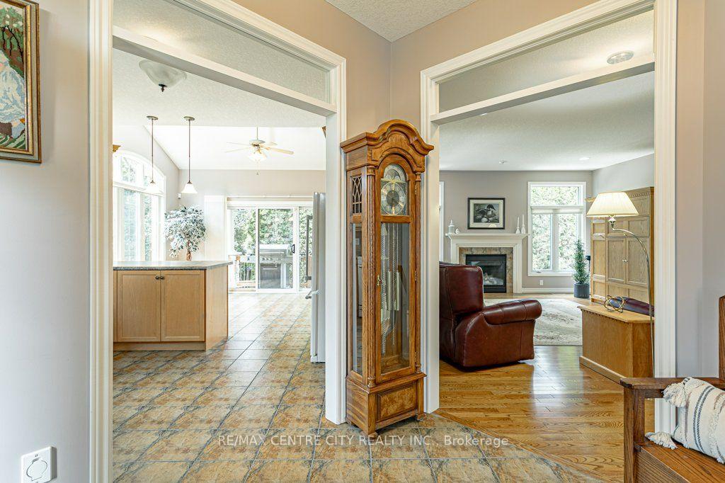 Photo 7 of Unit 37, 100 Southgate Parkway, St. Thomas — HOMEH