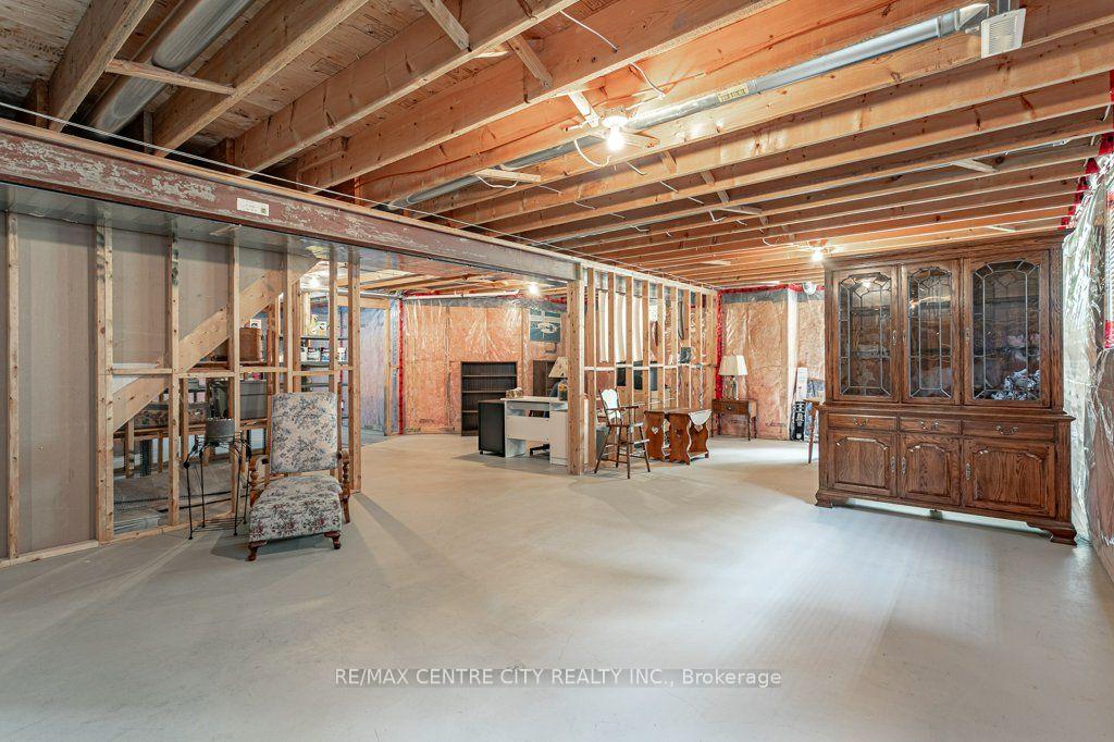 Photo 23 of Unit 37, 100 Southgate Parkway, St. Thomas — HOMEH
