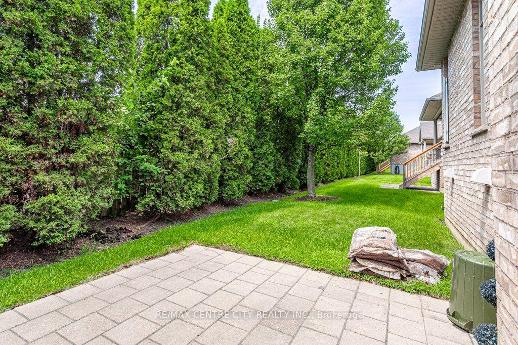 Photo 27 of Unit 37, 100 Southgate Parkway, St. Thomas — HOMEH