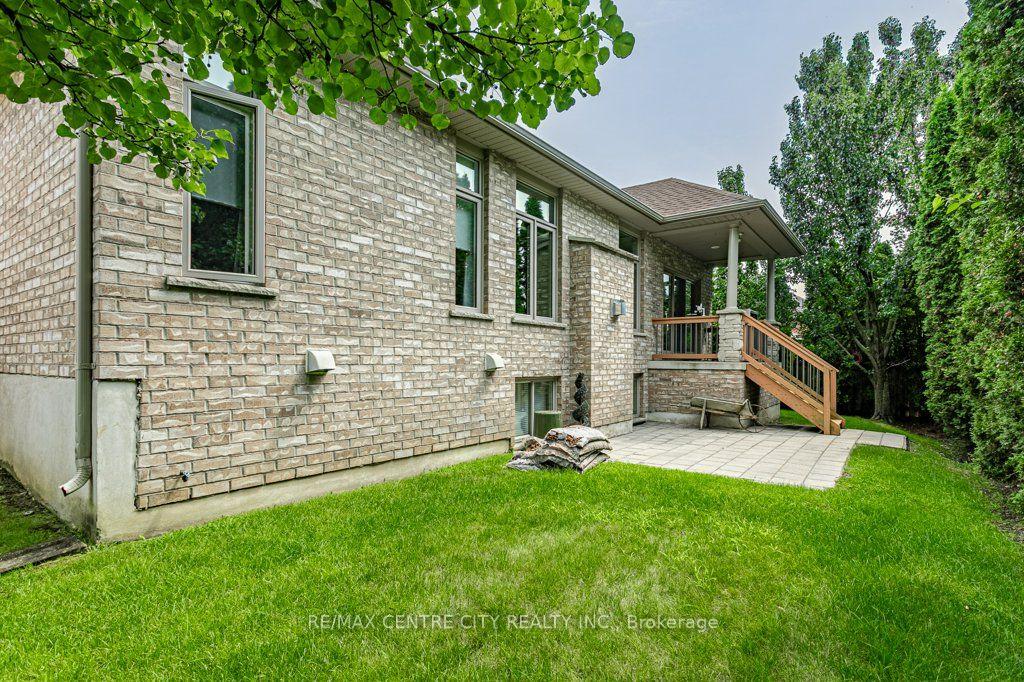 Photo 28 of Unit 37, 100 Southgate Parkway, St. Thomas — HOMEH