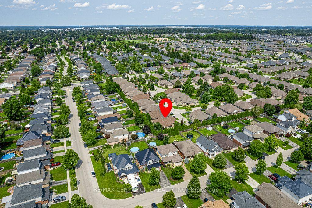 Photo 33 of Unit 37, 100 Southgate Parkway, St. Thomas — HOMEH