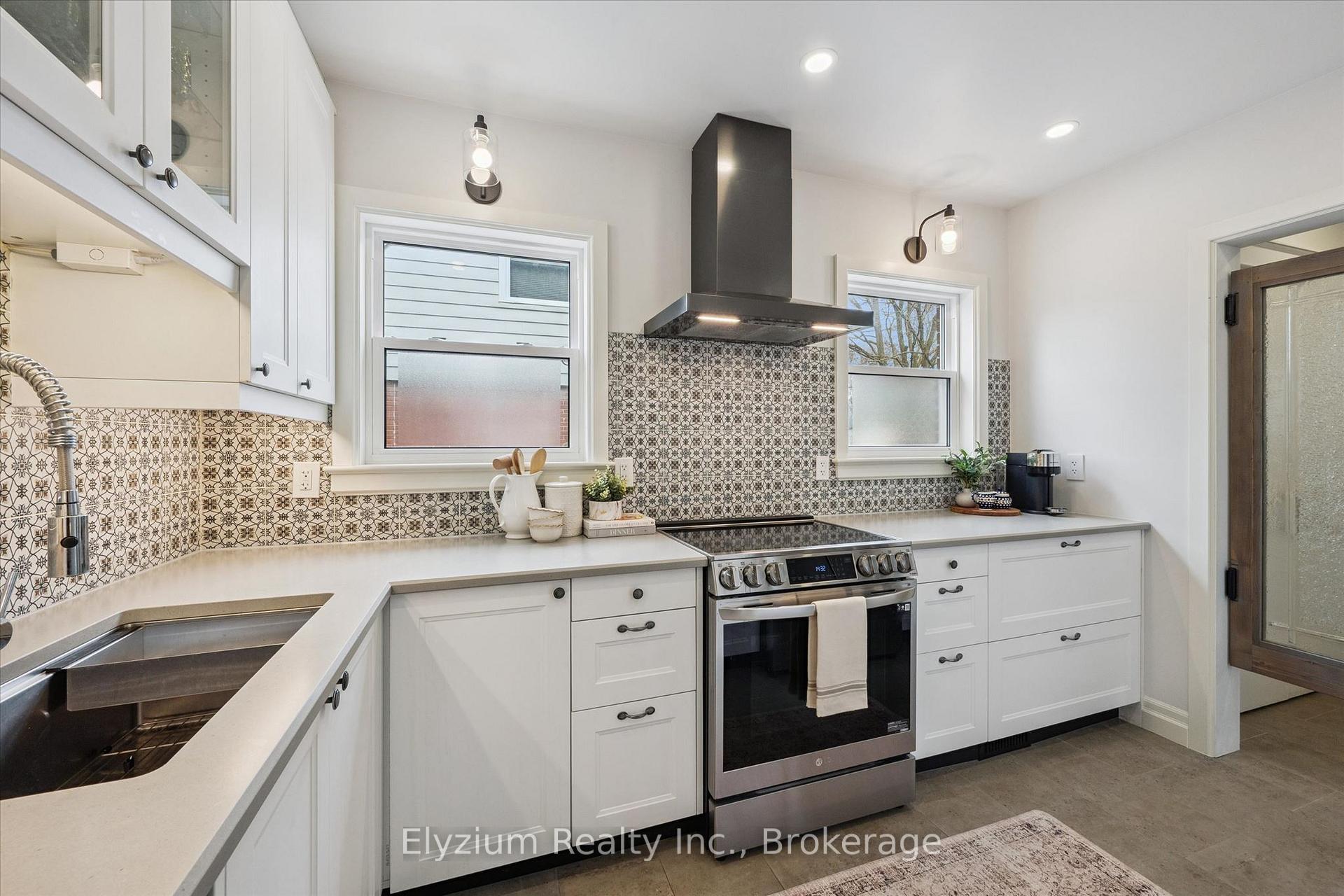 Photo of 10 Winston Crescent