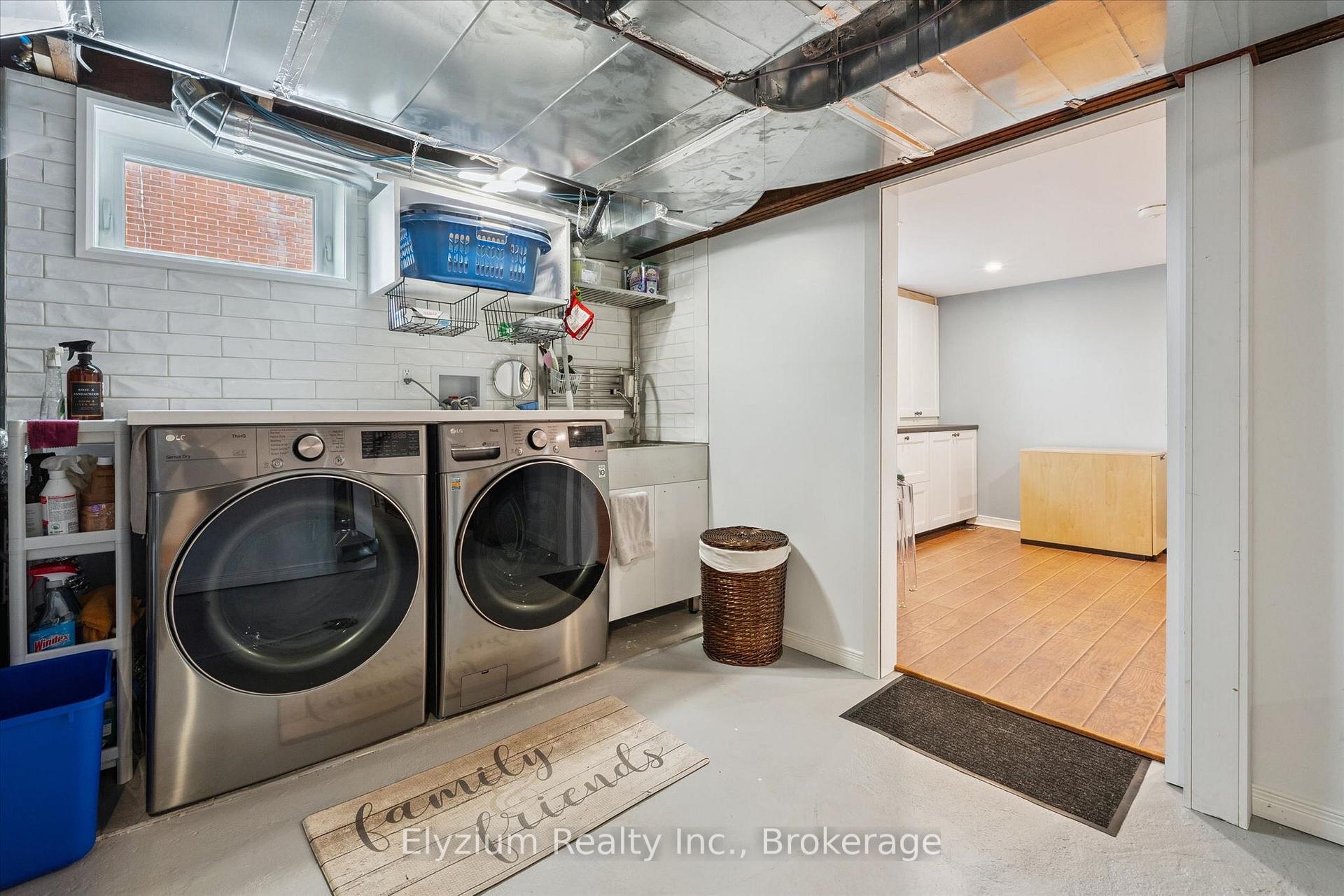 Photo 42 of 10 Winston Crescent, Guelph, St. George's — HOMEH