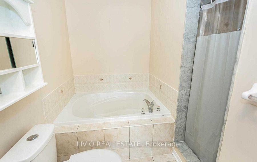 Photo 16 of 15 Dawes Road, Brampton, Credit Valley — HOMEH