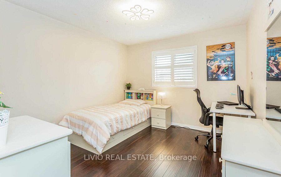 Photo 18 of 15 Dawes Road, Brampton, Credit Valley — HOMEH