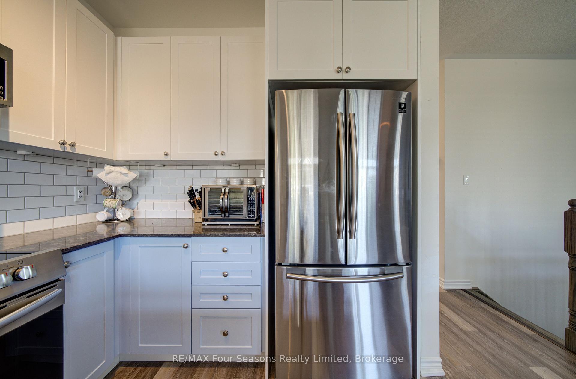 Photo 22 of 73 Bianca Crescent, Wasaga Beach — HOMEH