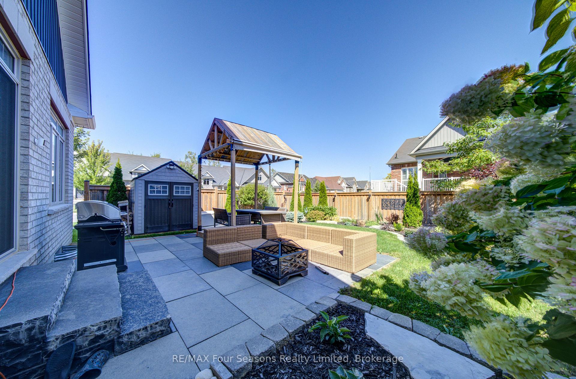 Photo 34 of 73 Bianca Crescent, Wasaga Beach — HOMEH