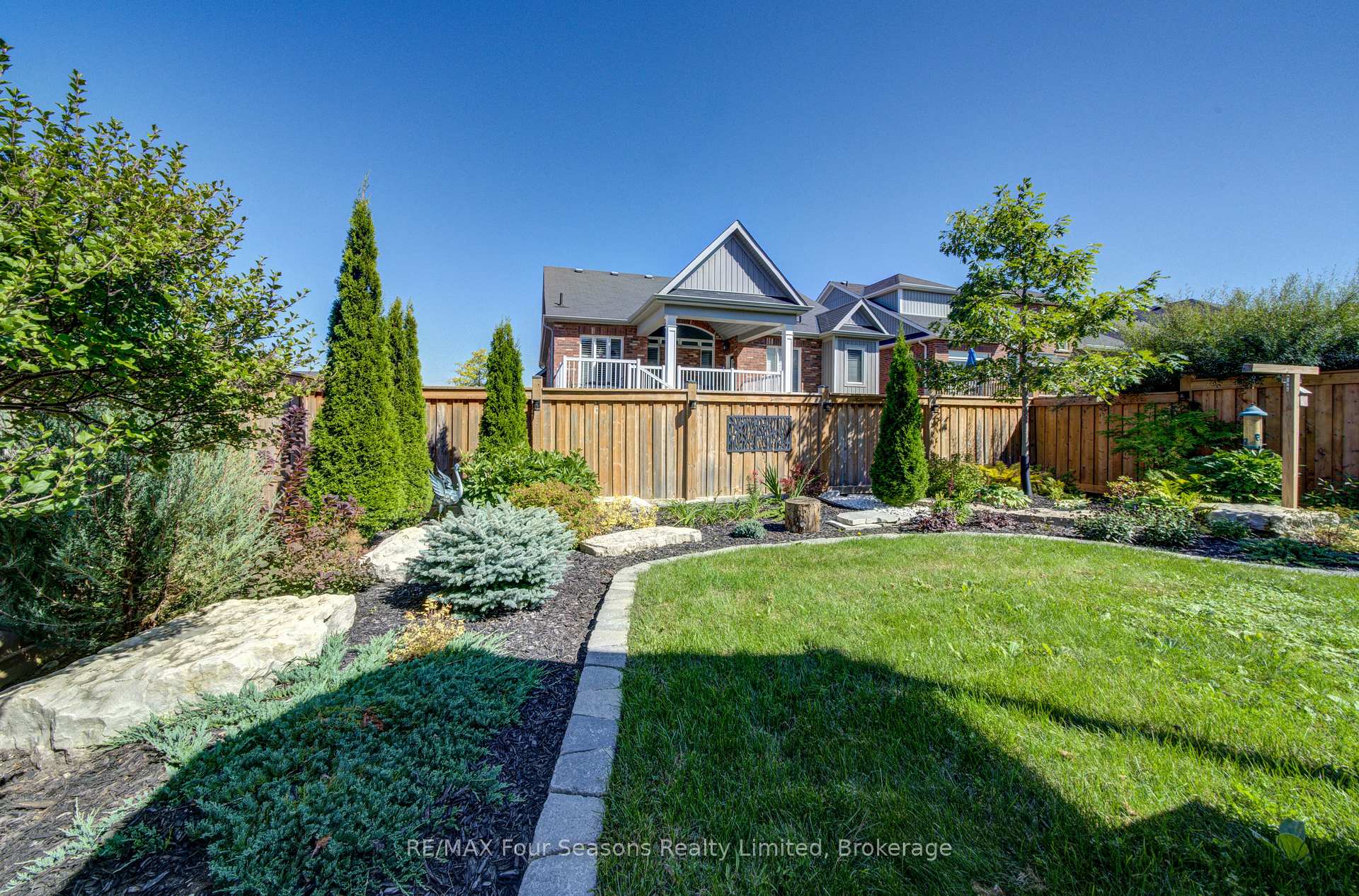 Photo 38 of 73 Bianca Crescent, Wasaga Beach — HOMEH