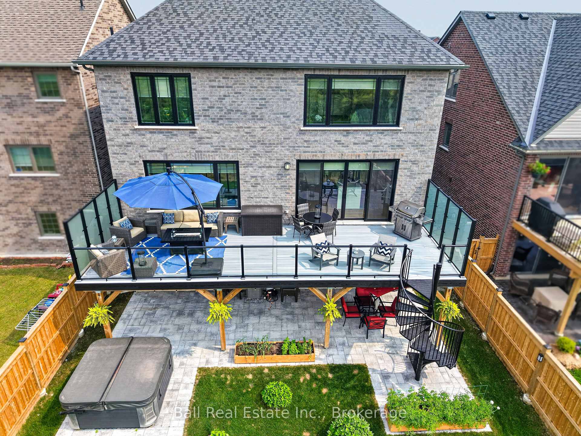 Photo 3 of 338 Cullen Trail, Peterborough, Northcrest Ward 5 — HOMEH