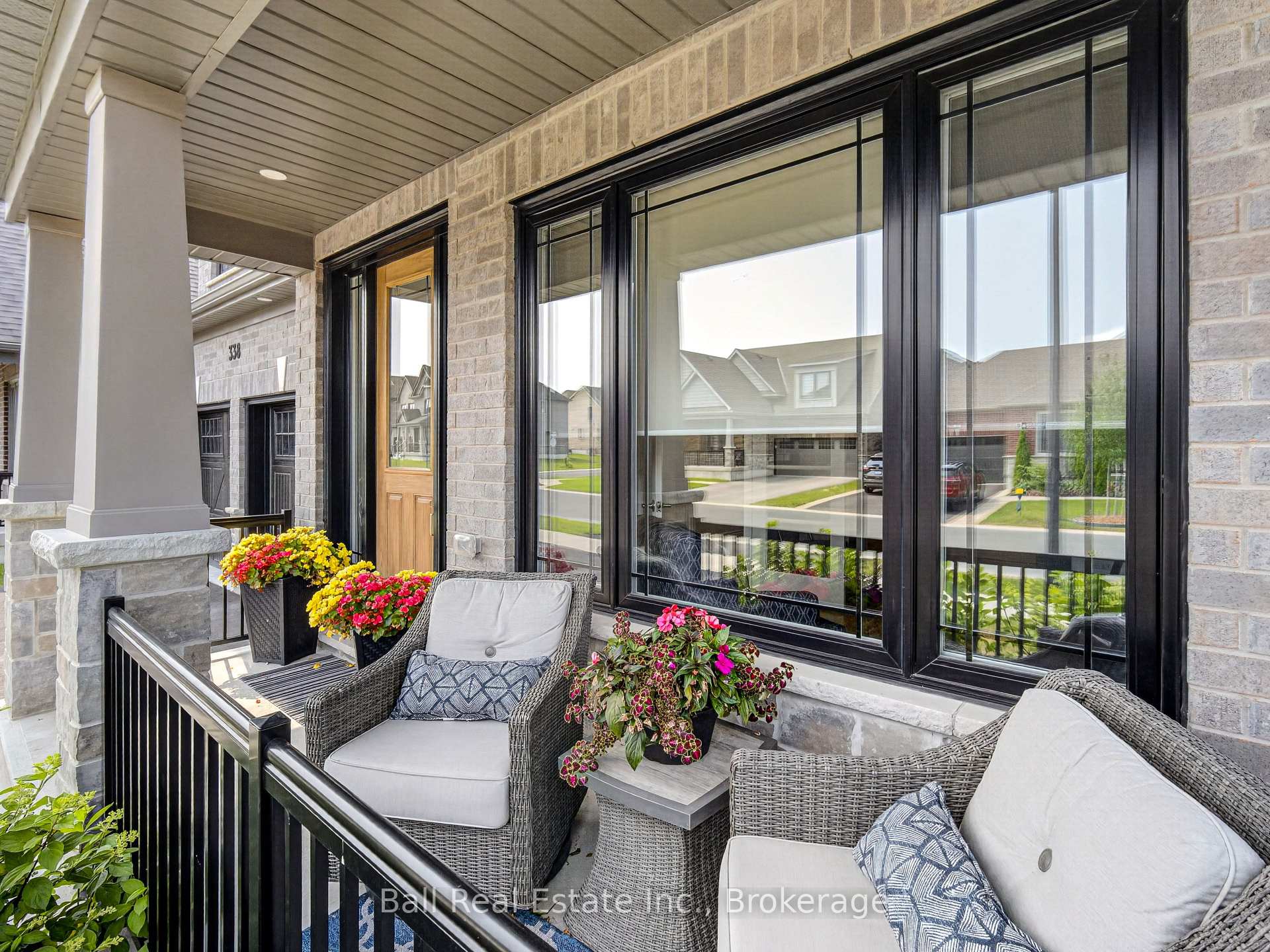 Photo 4 of 338 Cullen Trail, Peterborough, Northcrest Ward 5 — HOMEH