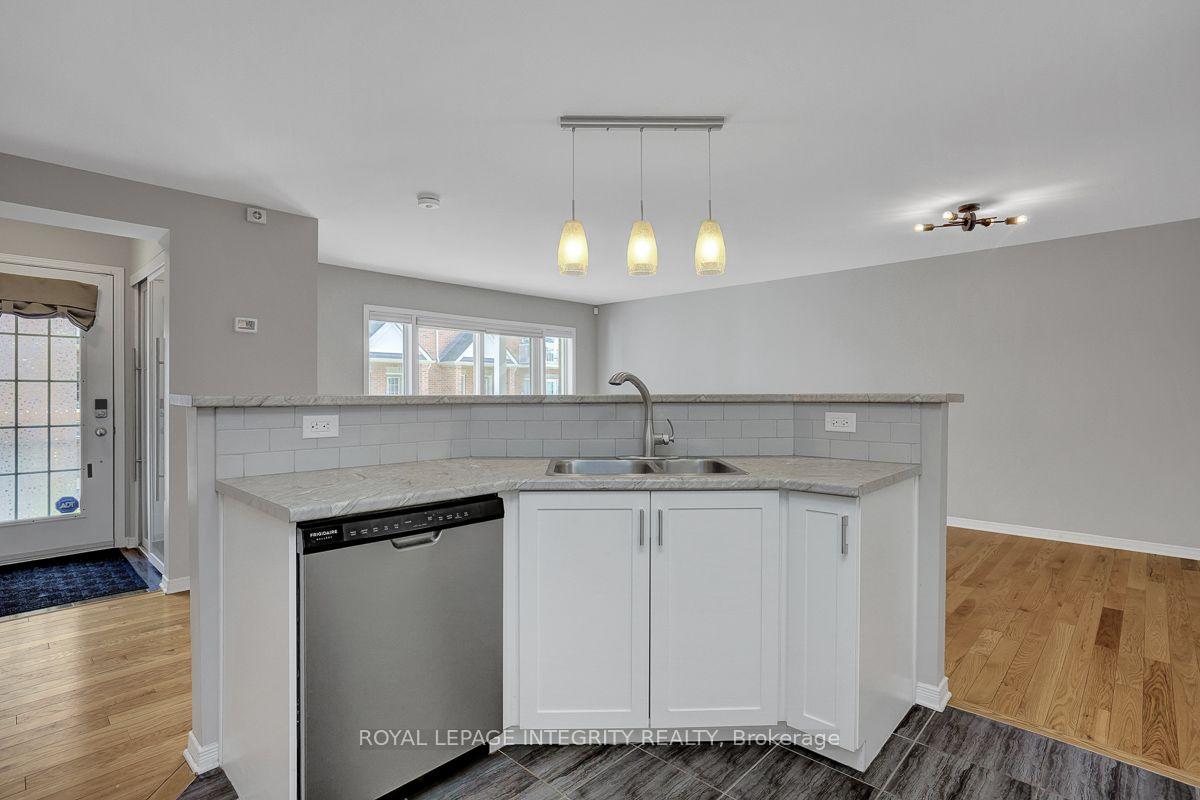 Photo 16 of Unit 211, 3275 St Joseph Boulevard, Ottawa, Bilberry Creek/Queenswood Heights — HOMEH