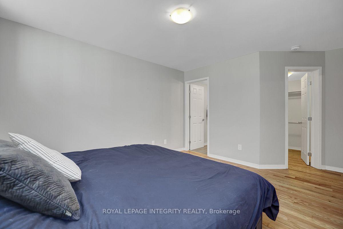 Photo 23 of Unit 211, 3275 St Joseph Boulevard, Ottawa, Bilberry Creek/Queenswood Heights — HOMEH