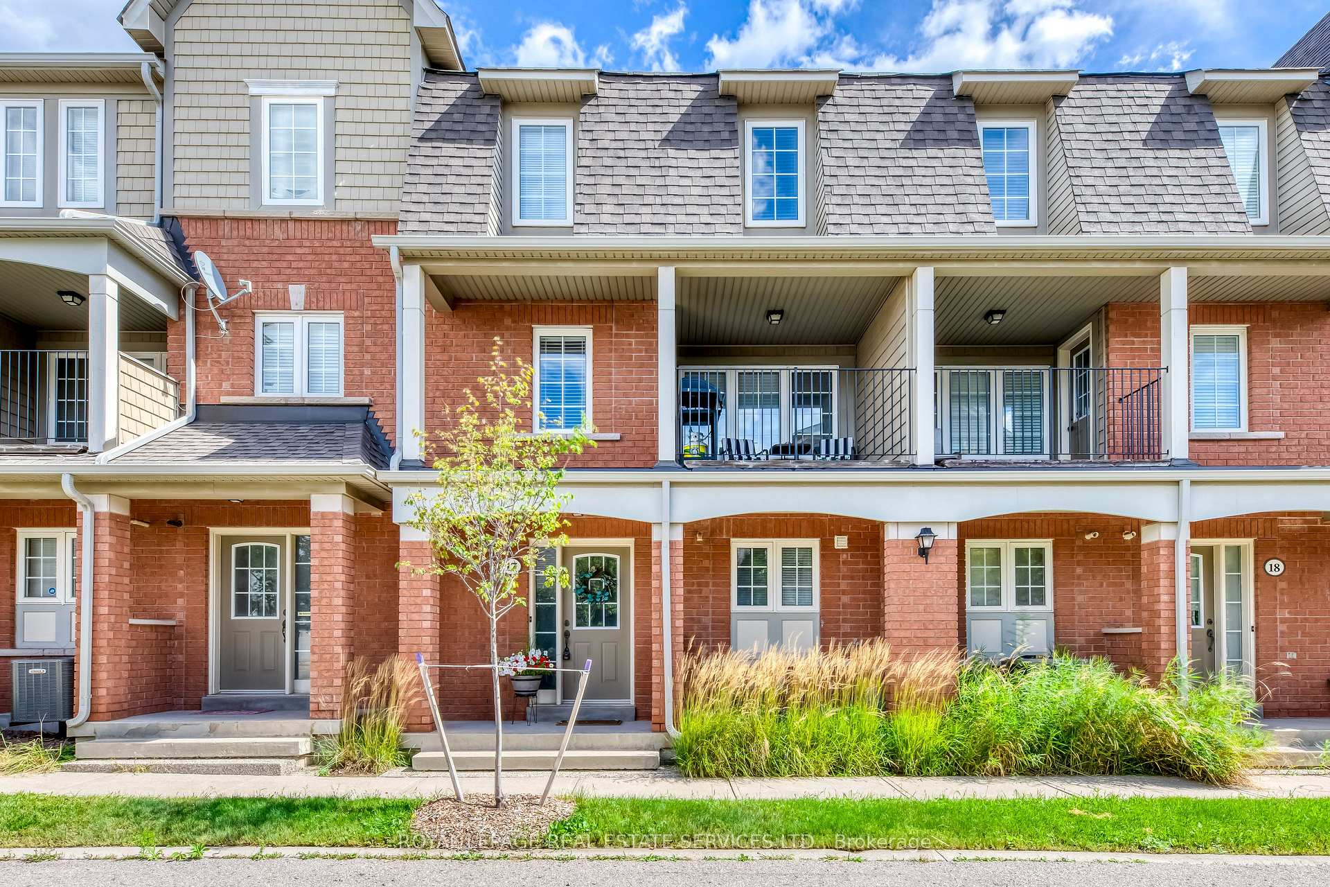 Photo 1 of Unit 17, 2360 Parkhaven Boulevard, Oakville, River Oaks — HOMEH