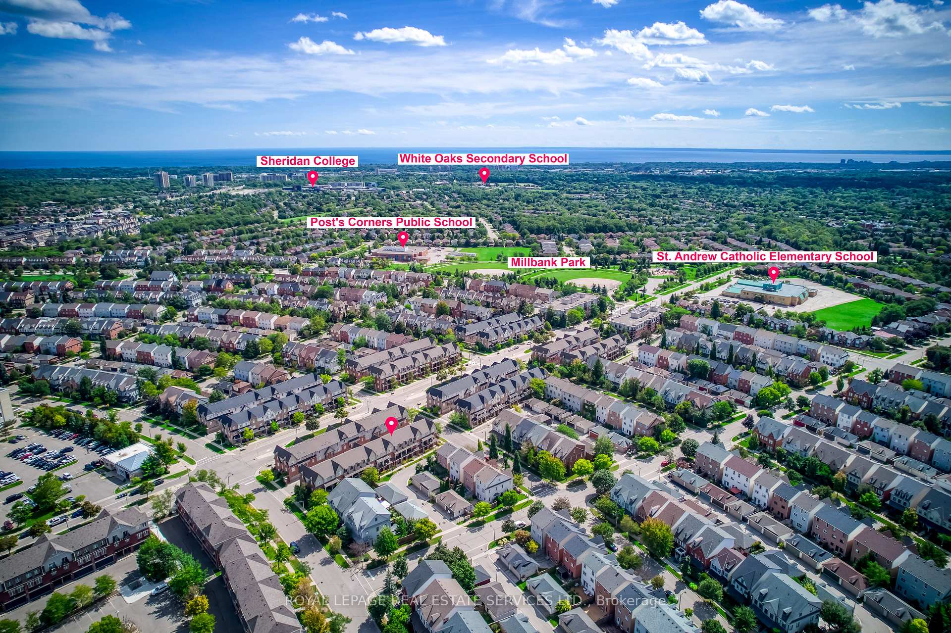 Photo 4 of Unit 17, 2360 Parkhaven Boulevard, Oakville, River Oaks — HOMEH