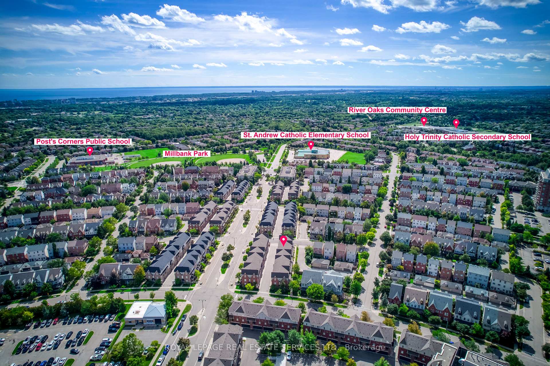 Photo 5 of Unit 17, 2360 Parkhaven Boulevard, Oakville, River Oaks — HOMEH