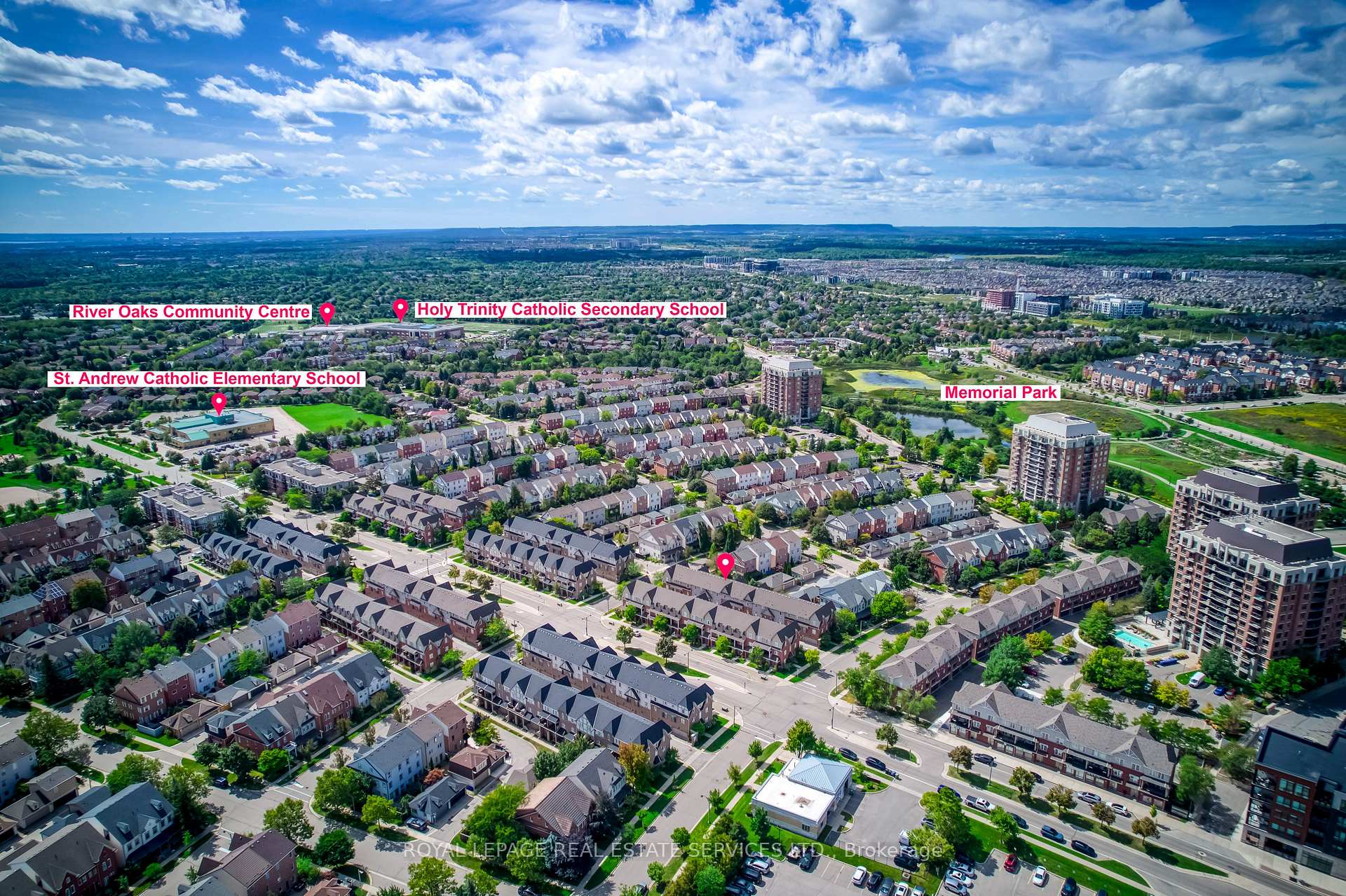 Photo 6 of Unit 17, 2360 Parkhaven Boulevard, Oakville, River Oaks — HOMEH