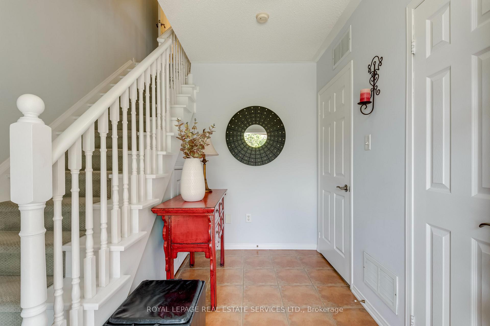 Photo 9 of Unit 17, 2360 Parkhaven Boulevard, Oakville, River Oaks — HOMEH