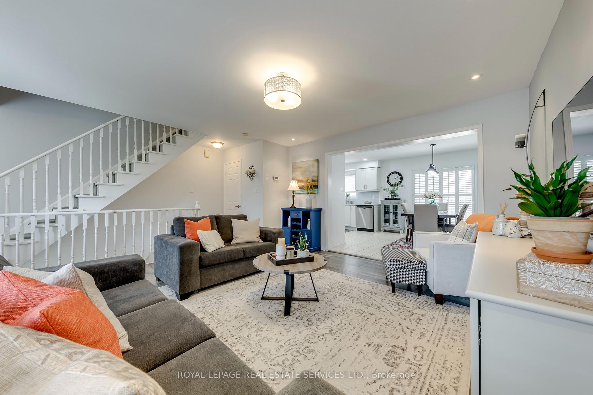 Photo 11 of Unit 17, 2360 Parkhaven Boulevard, Oakville, River Oaks — HOMEH