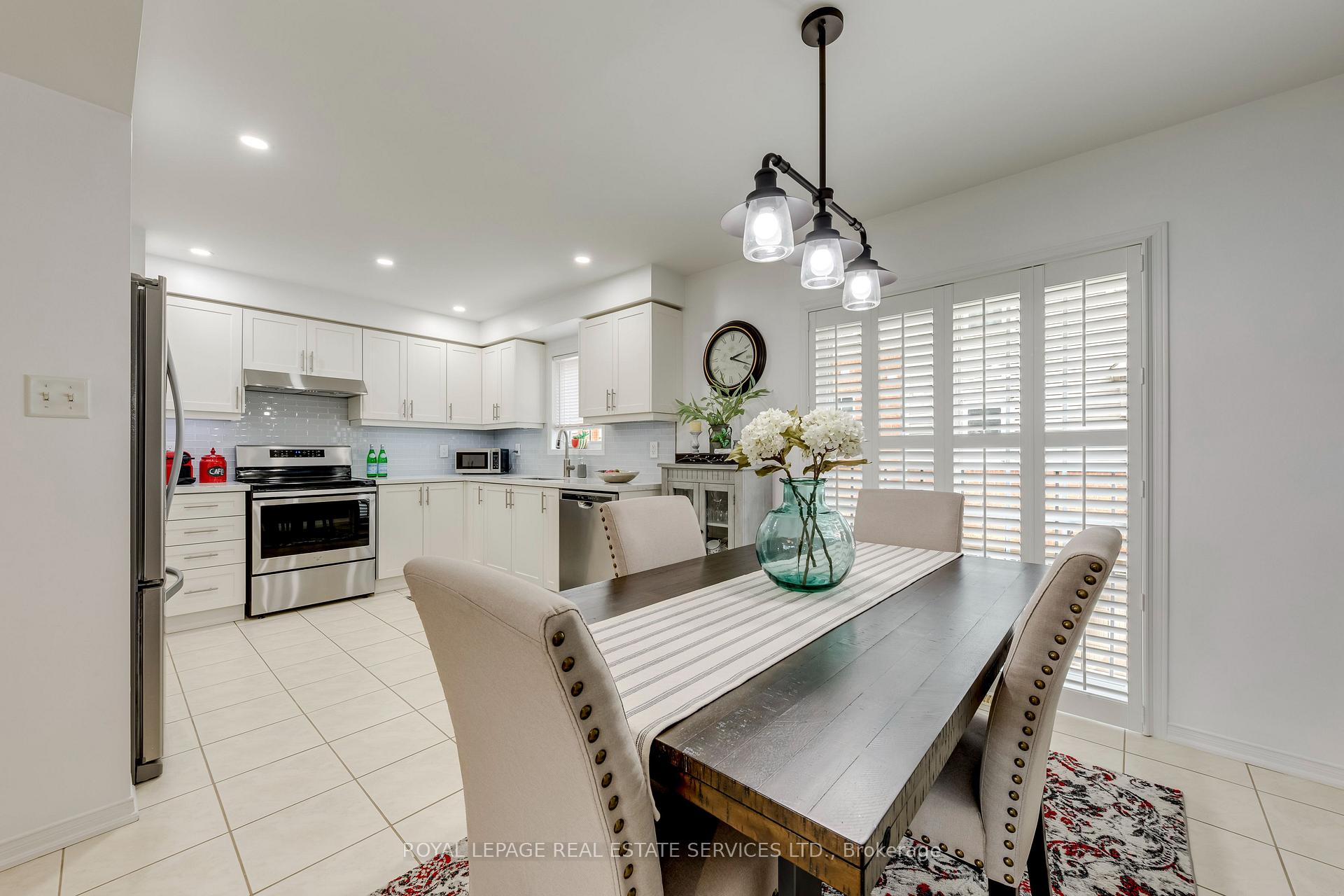 Photo 18 of Unit 17, 2360 Parkhaven Boulevard, Oakville, River Oaks — HOMEH