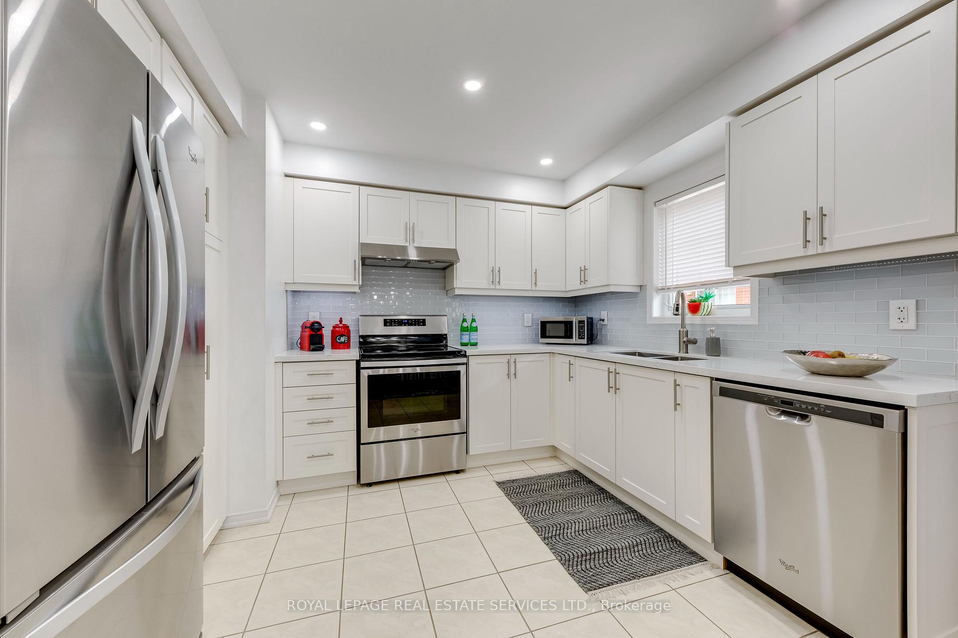 Photo 19 of Unit 17, 2360 Parkhaven Boulevard, Oakville, River Oaks — HOMEH